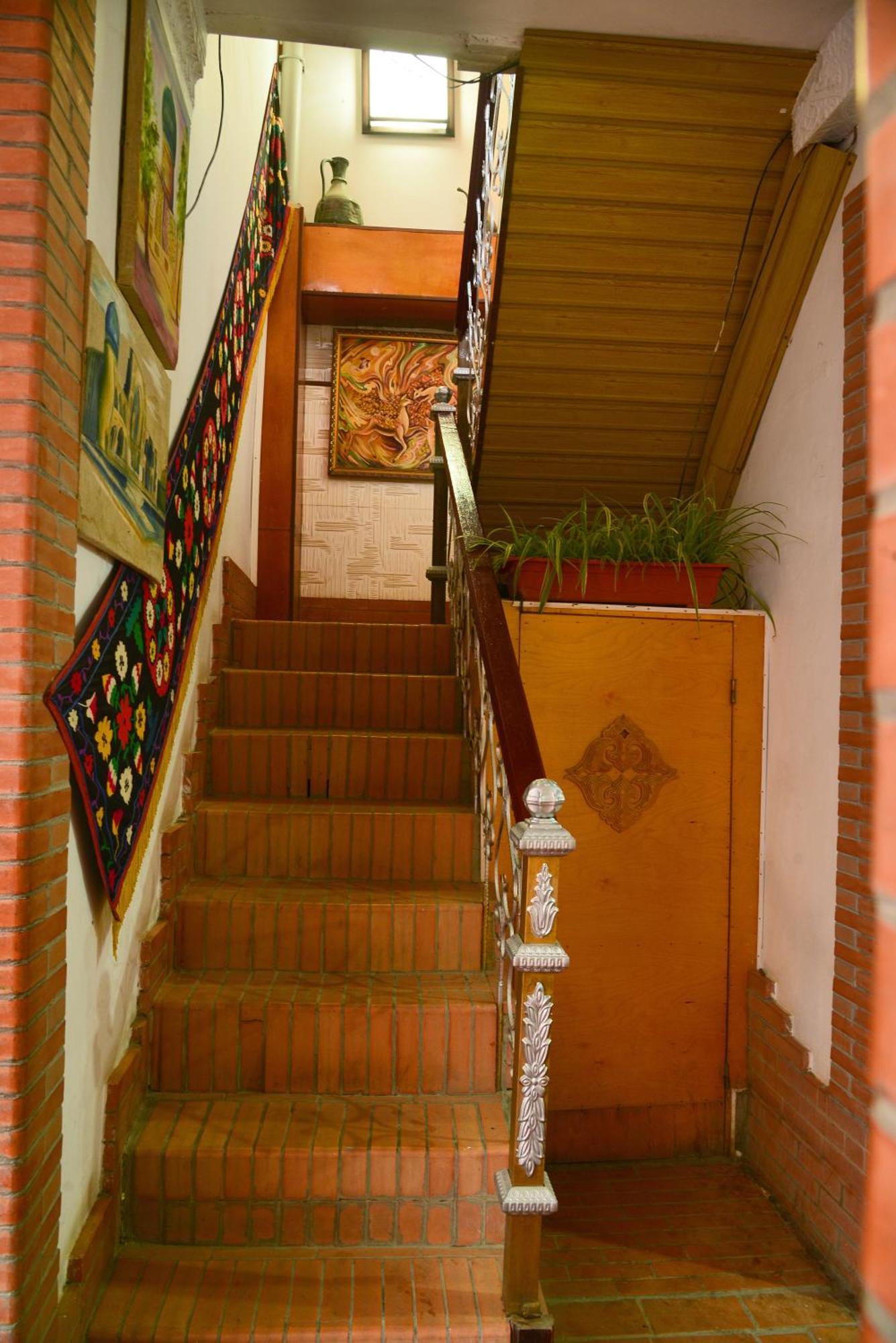 בוקורו Hotel Nasriddin Navruz מראה חיצוני תמונה
